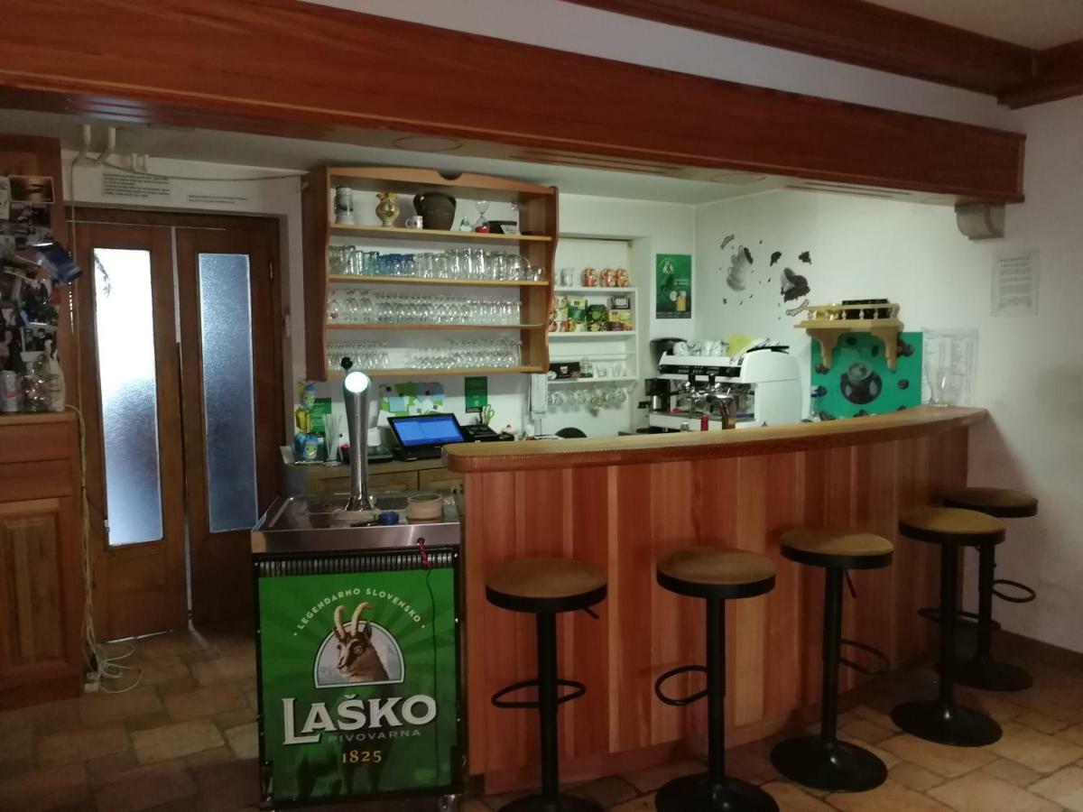 Apartment Brne Postojna Εξωτερικό φωτογραφία