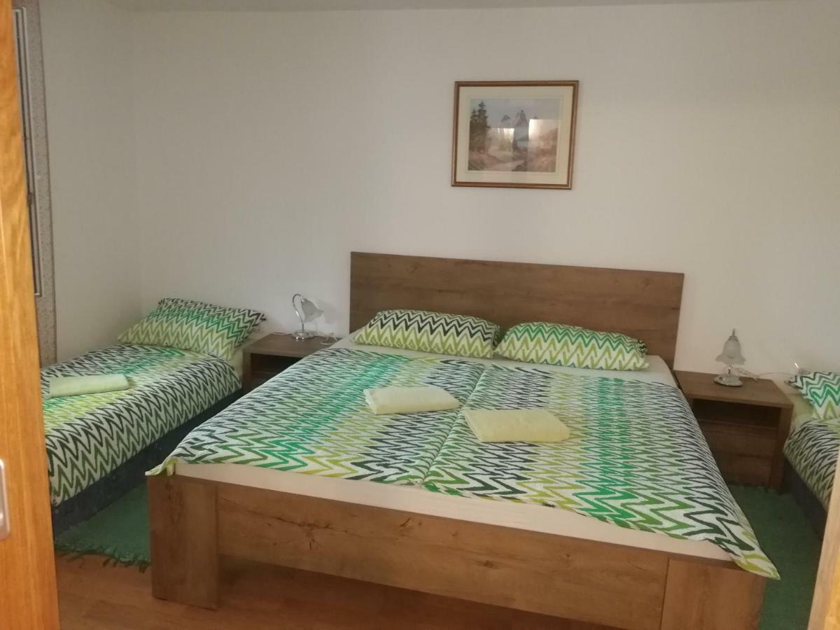 Apartment Brne Postojna Εξωτερικό φωτογραφία